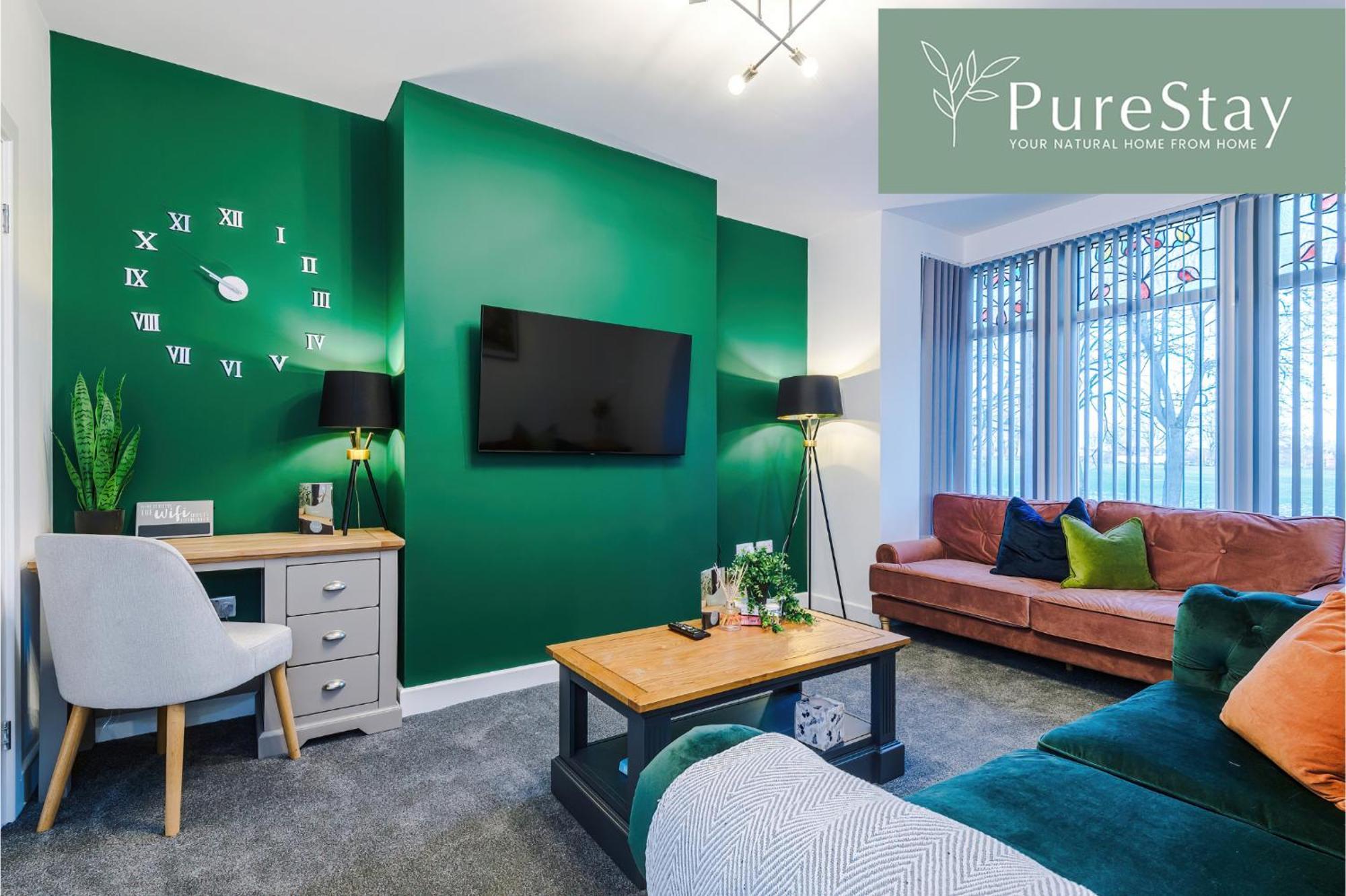 Beautiful Bradford Sleeps 10 With Parking By Purestay Short